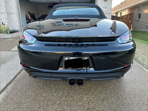 Used 2024 Porsche 718 Boxster image 5