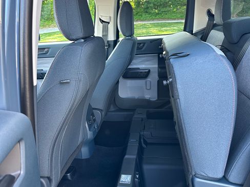 Used 2024 Ford Maverick XLT w/ XLT Luxury Package FWD image 2
