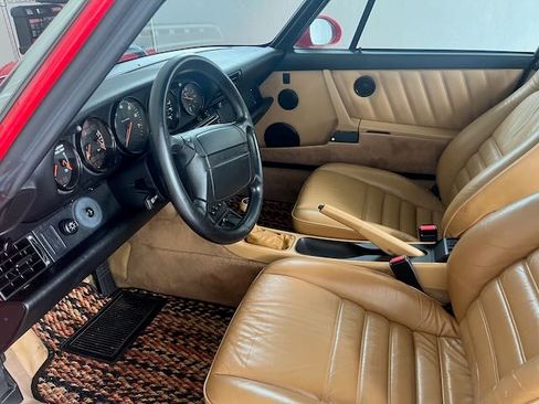 Used 1992 Porsche 911 Carrera image 5