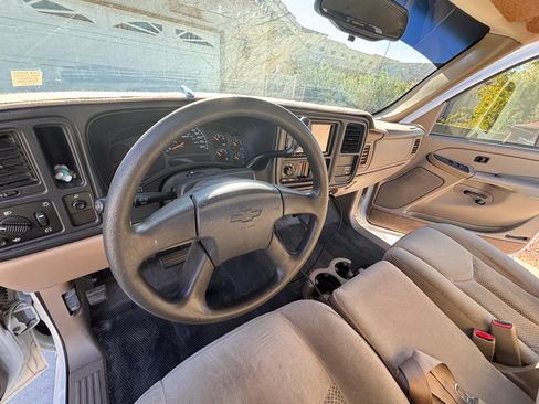 Used 2004 Chevrolet Silverado 1500 W/T image 20