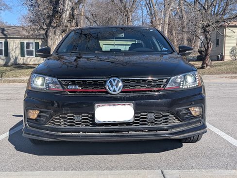 Used 2016 Volkswagen Jetta GLI SEL image 10