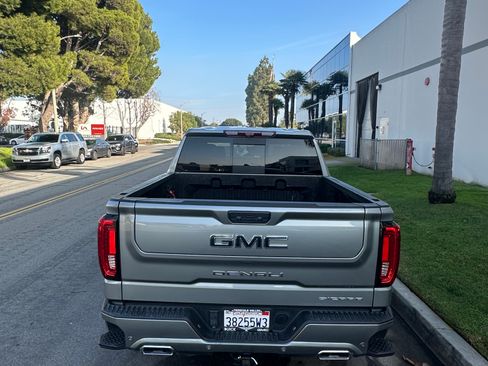 Used 2024 GMC Sierra 1500 Denali Ultimate image 4
