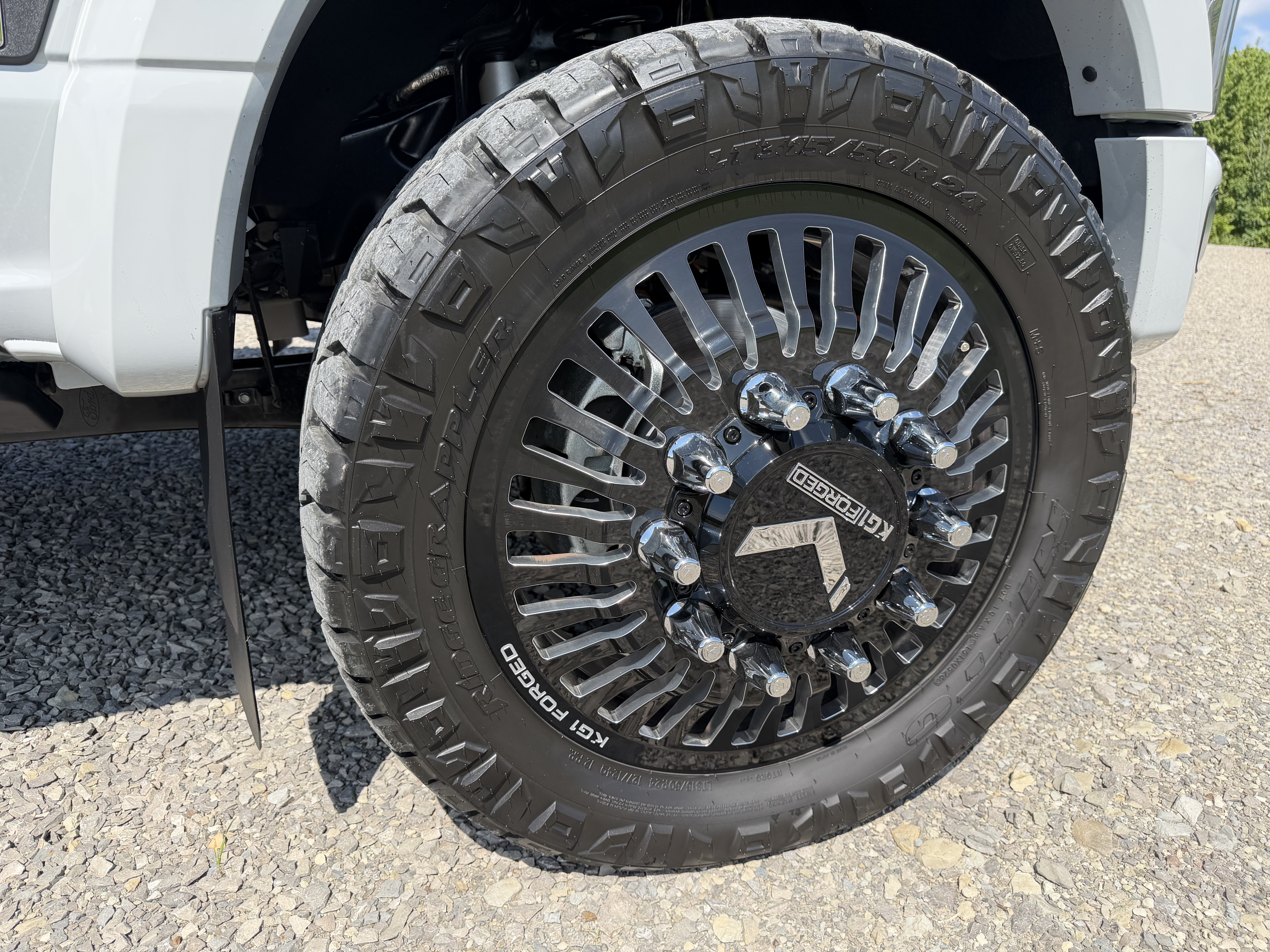 Used 2026 Ford F450 Platinum w/ Platinum Plus Package AWD/4WD image 11
