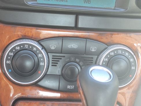 Used 2003 Mercedes-Benz SL 500 image 5