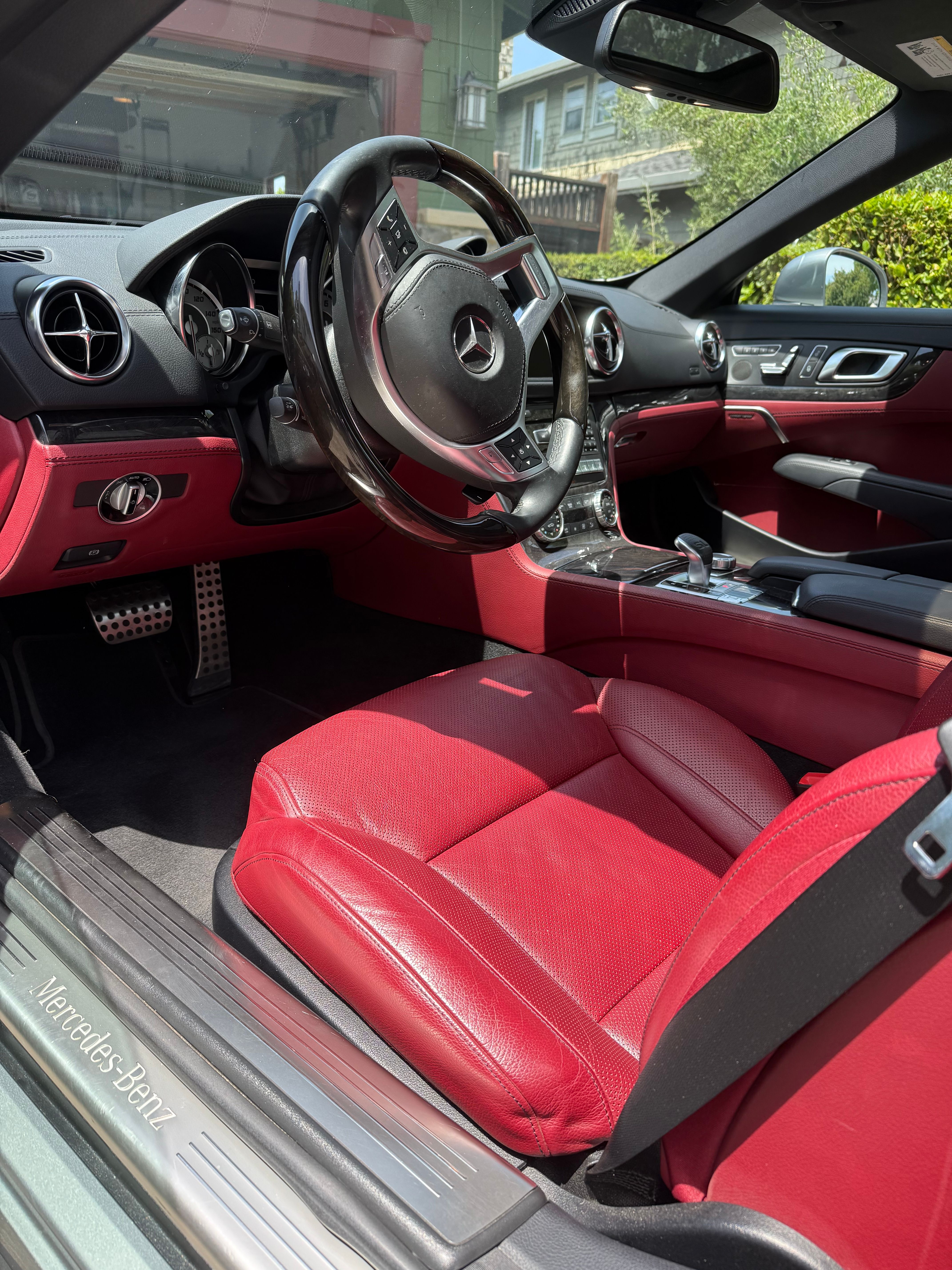 Used 2014 Mercedes-Benz SL 550 image 9