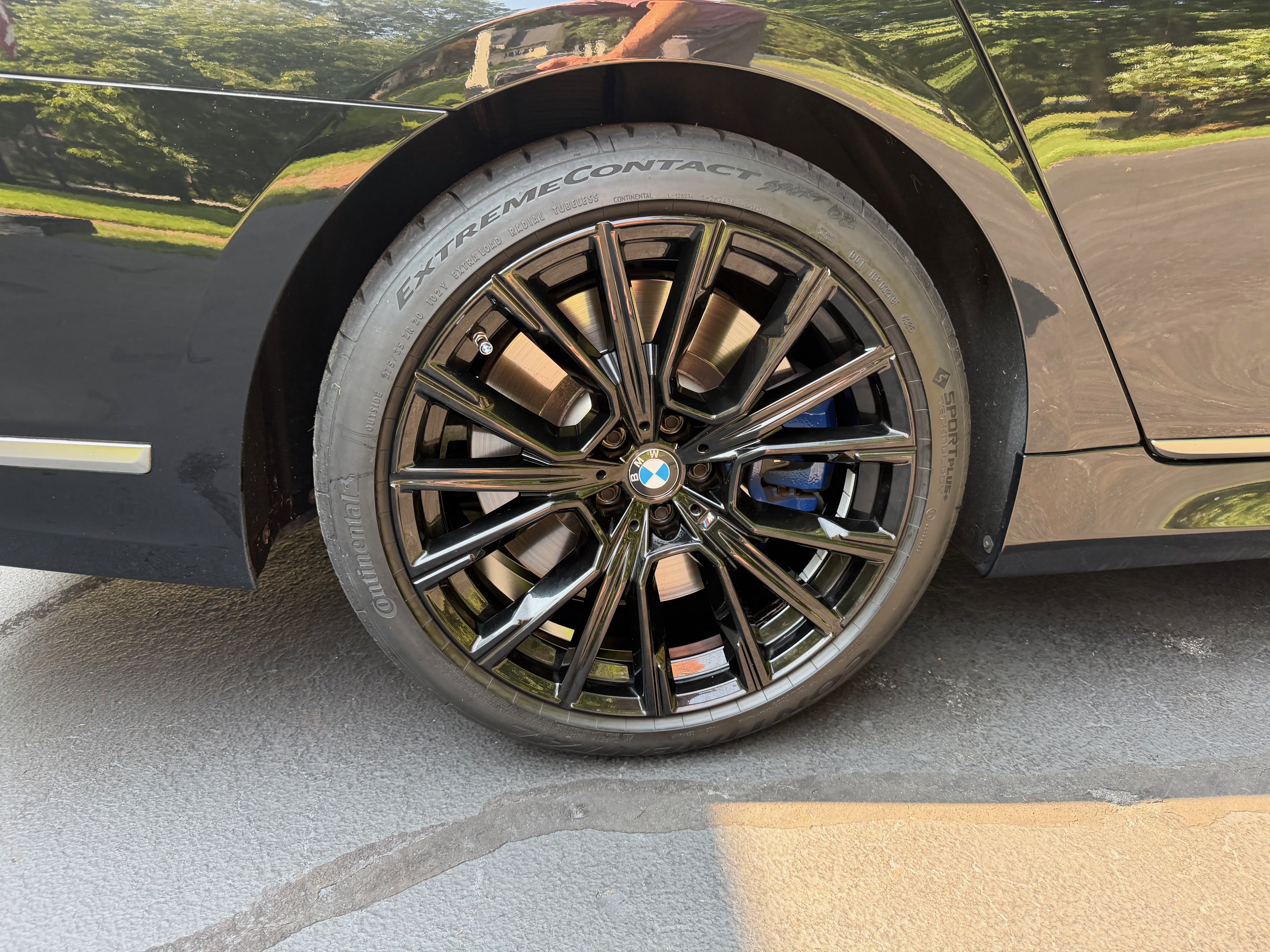 Used 2020 BMW M760i xDrive w/ Luxury Rear Seating Package AWD/4WD image 32