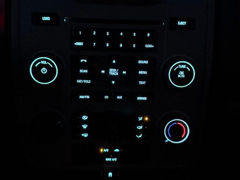 Used 2010 Ford Escape XLT FWD image 24