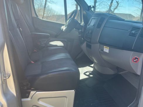 Used 2014 Mercedes-Benz Sprinter 3500 image 14