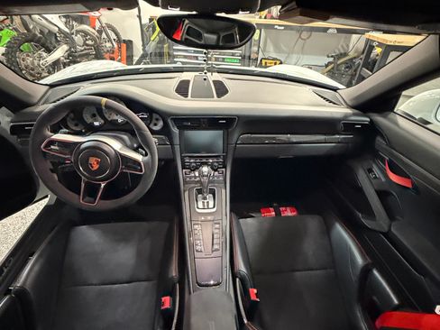 Used 2016 Porsche 911 GT3 RS image 29