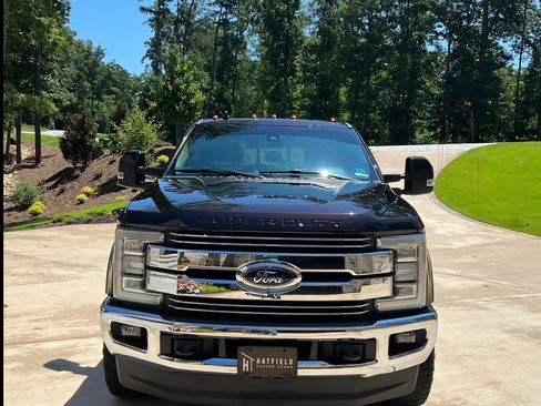 Used 2019 Ford F350 Lariat w/ Lariat Ultimate Package AWD/4WD image 11