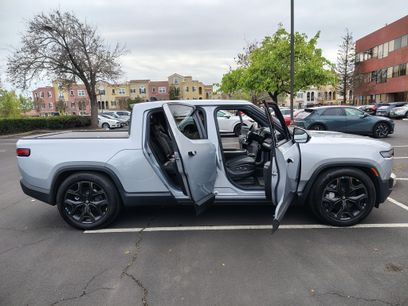 Used 2025 Rivian R1T Adventure