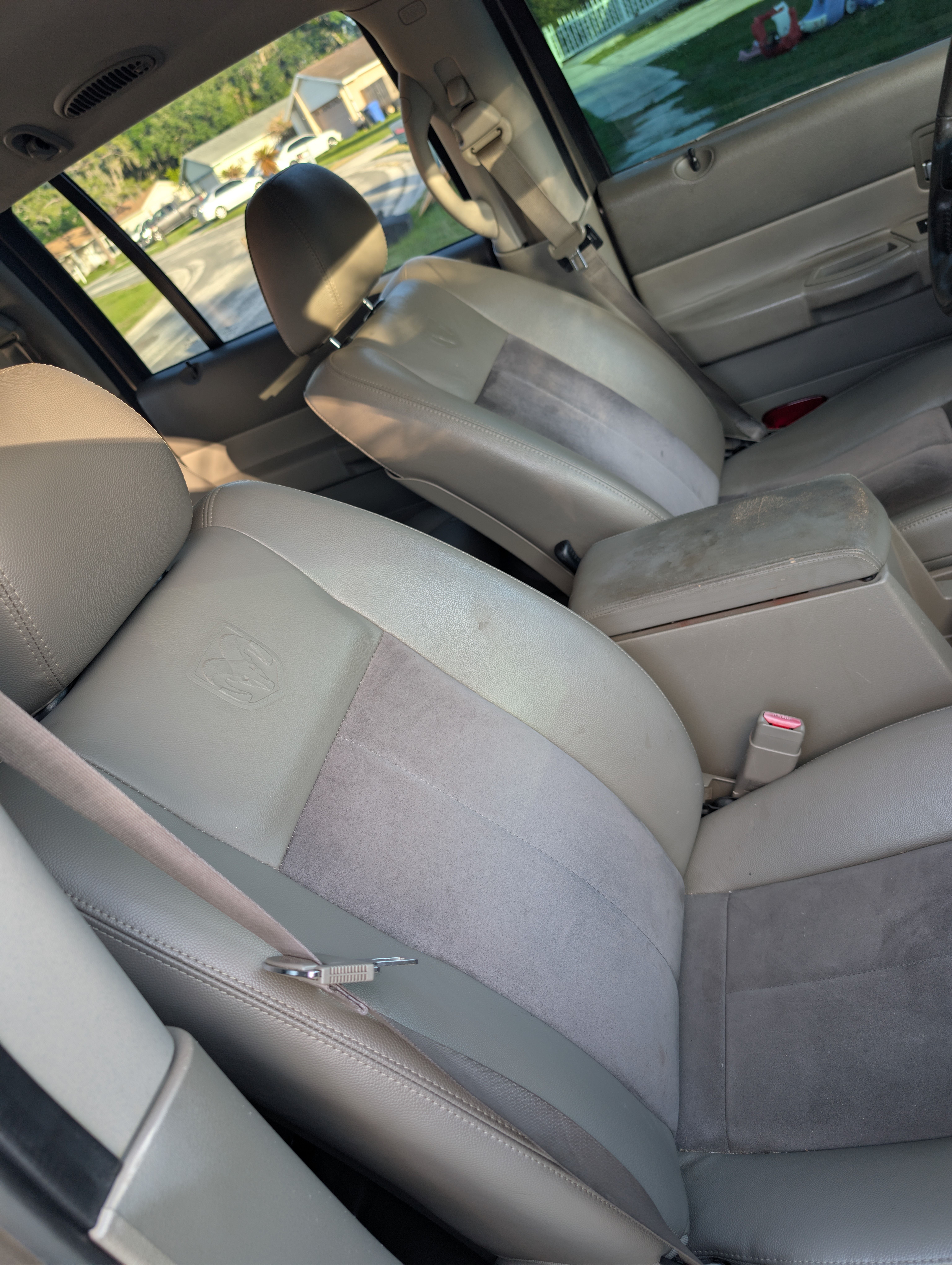 Used 2007 Dodge Durango Limited w/ Trailer Tow Group RWD image 9