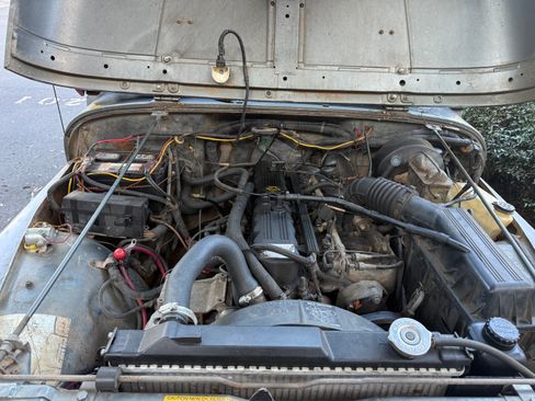 Used 1993 Jeep Wrangler 4WD image 2