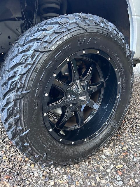 Used 2019 Ford F250 XLT w/ XLT Value Package AWD/4WD image 14
