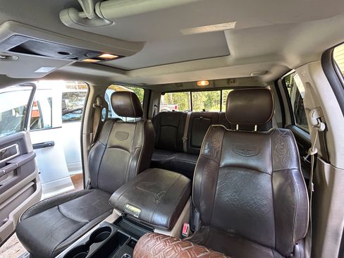 Used 2011 RAM 1500 Laramie Longhorn image 11