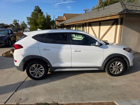 Used 2017 Hyundai Tucson SE Plus FWD image 11