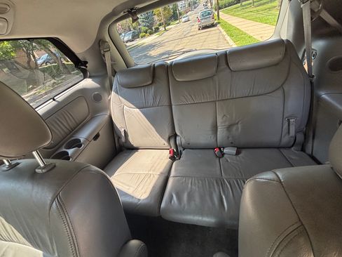 Used 2008 Toyota Sienna XLE Limited AWD/4WD image 17