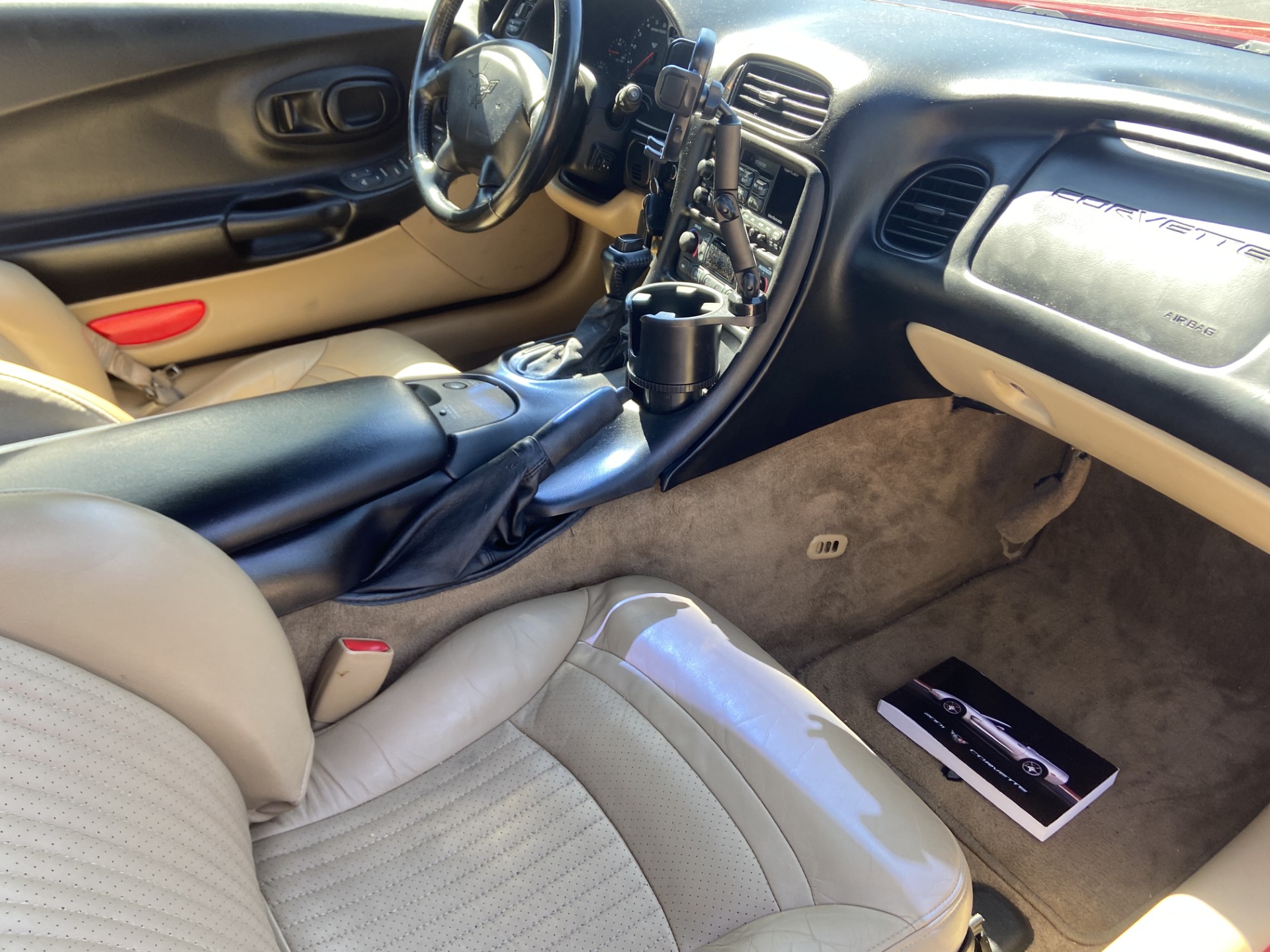 Used 2001 Chevrolet Corvette Coupe w/ Preferred Equipment Group2 RWD image 8
