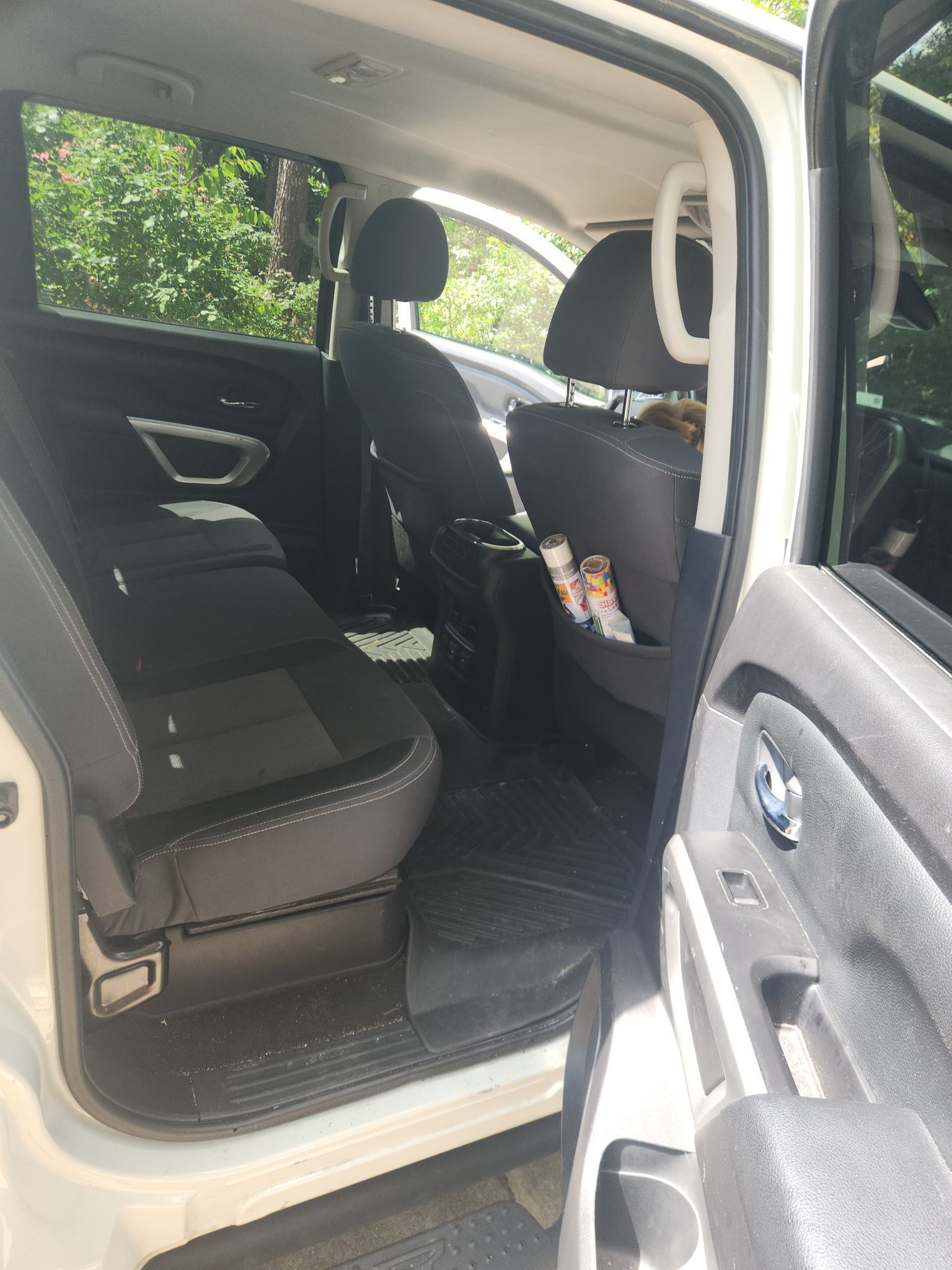 Used 2021 Nissan Titan SV w/ SV Convenience Package RWD image 7