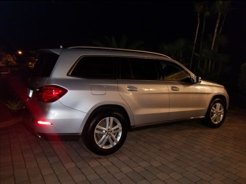 Used 2014 Mercedes-Benz GL 450 GL 450 4MATIC Sport Utility 4D image 5