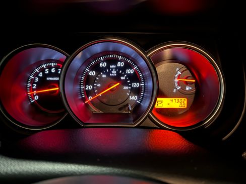 Used 2012 Nissan Versa 1.8 S w/ Plus Pkg image 29