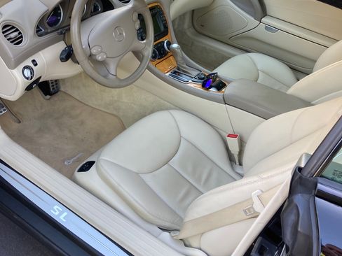 Used 2004 Mercedes-Benz SL 500 image 10