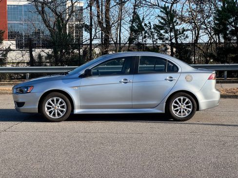 Used 2011 Mitsubishi Lancer ES image 4
