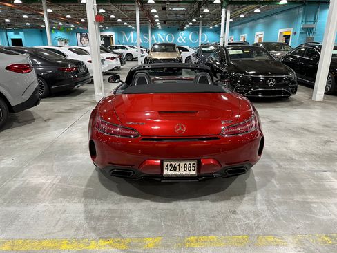 Used 2018 Mercedes-Benz AMG GT C image 4