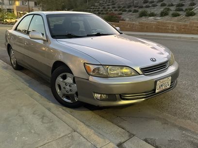 Used 2000 Lexus ES 330