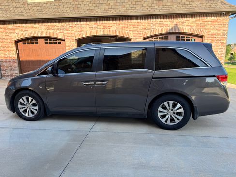 Used 2016 Honda Odyssey EX-L image 4