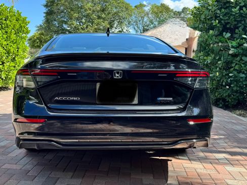 Used 2024 Honda Accord Sport image 4