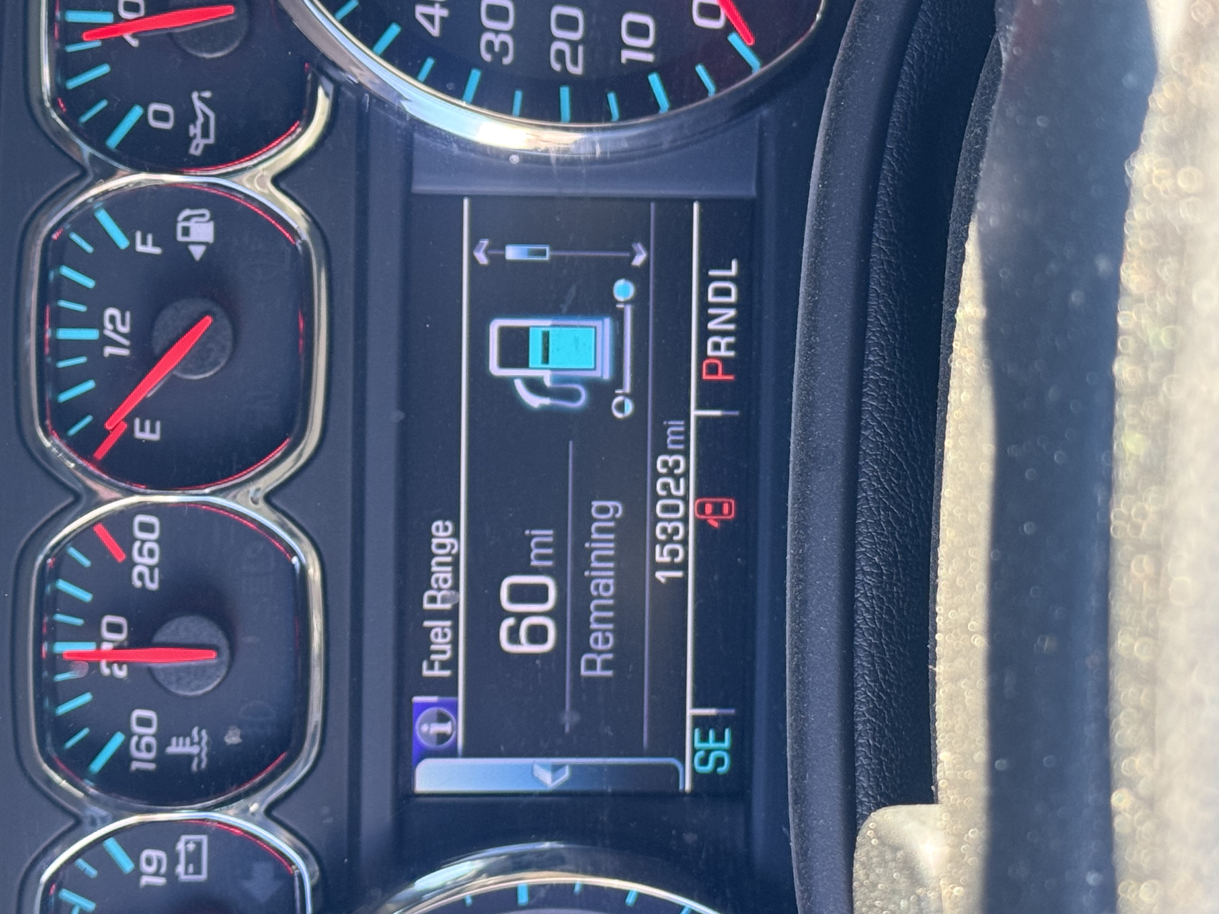 Used 2018 Chevrolet Suburban LT AWD/4WD image 9