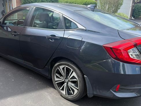 Used 2016 Honda Civic EX-T image 5