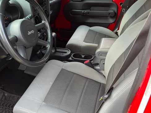 Used 2008 Jeep Wrangler Unlimited X AWD/4WD image 5
