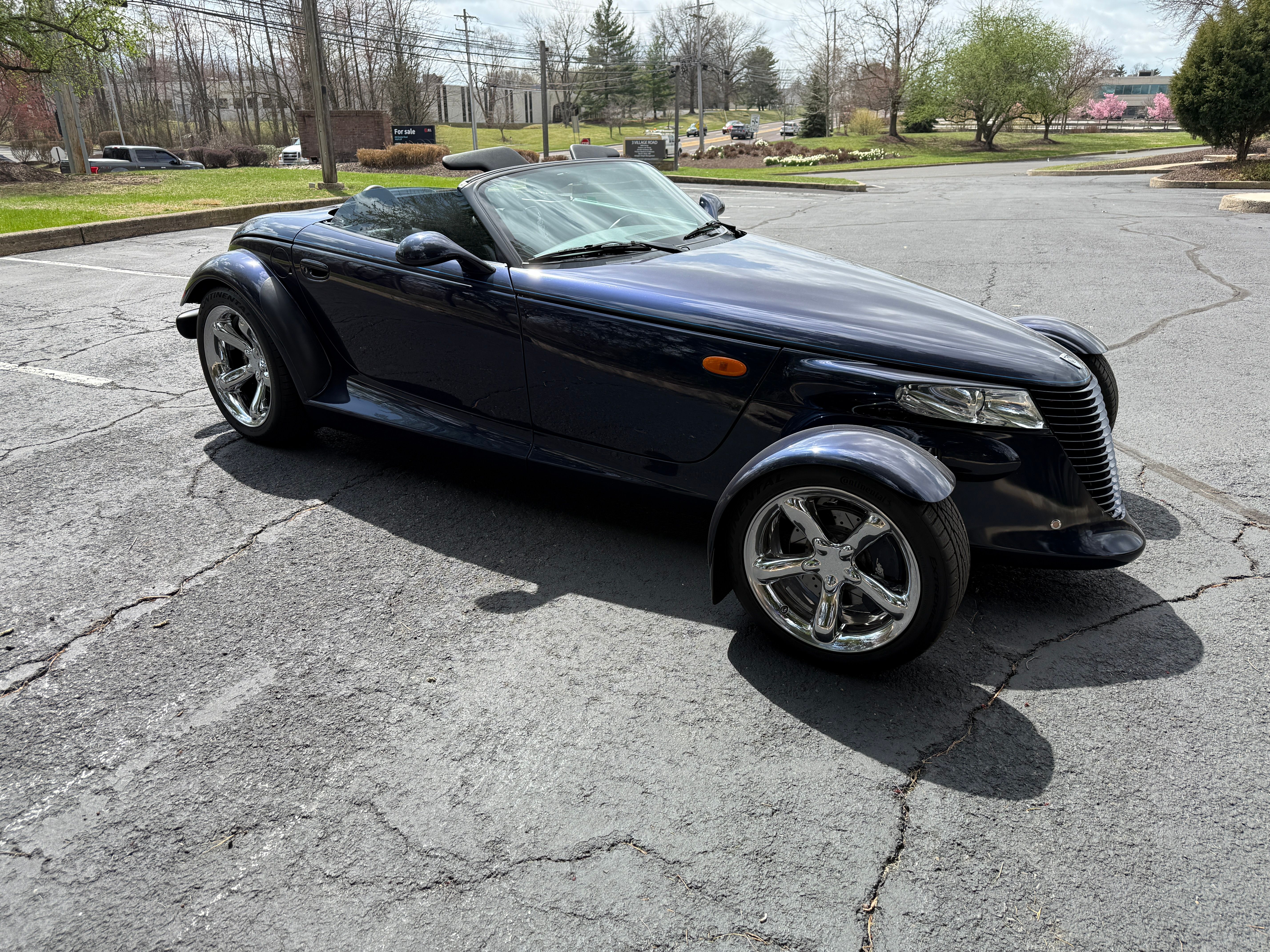 Used 2001 Chrysler Prowler RWD image 6