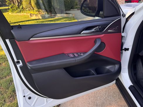 Used 2024 BMW X3 xDrive30i w/ Premium Package w/ZPA image 10