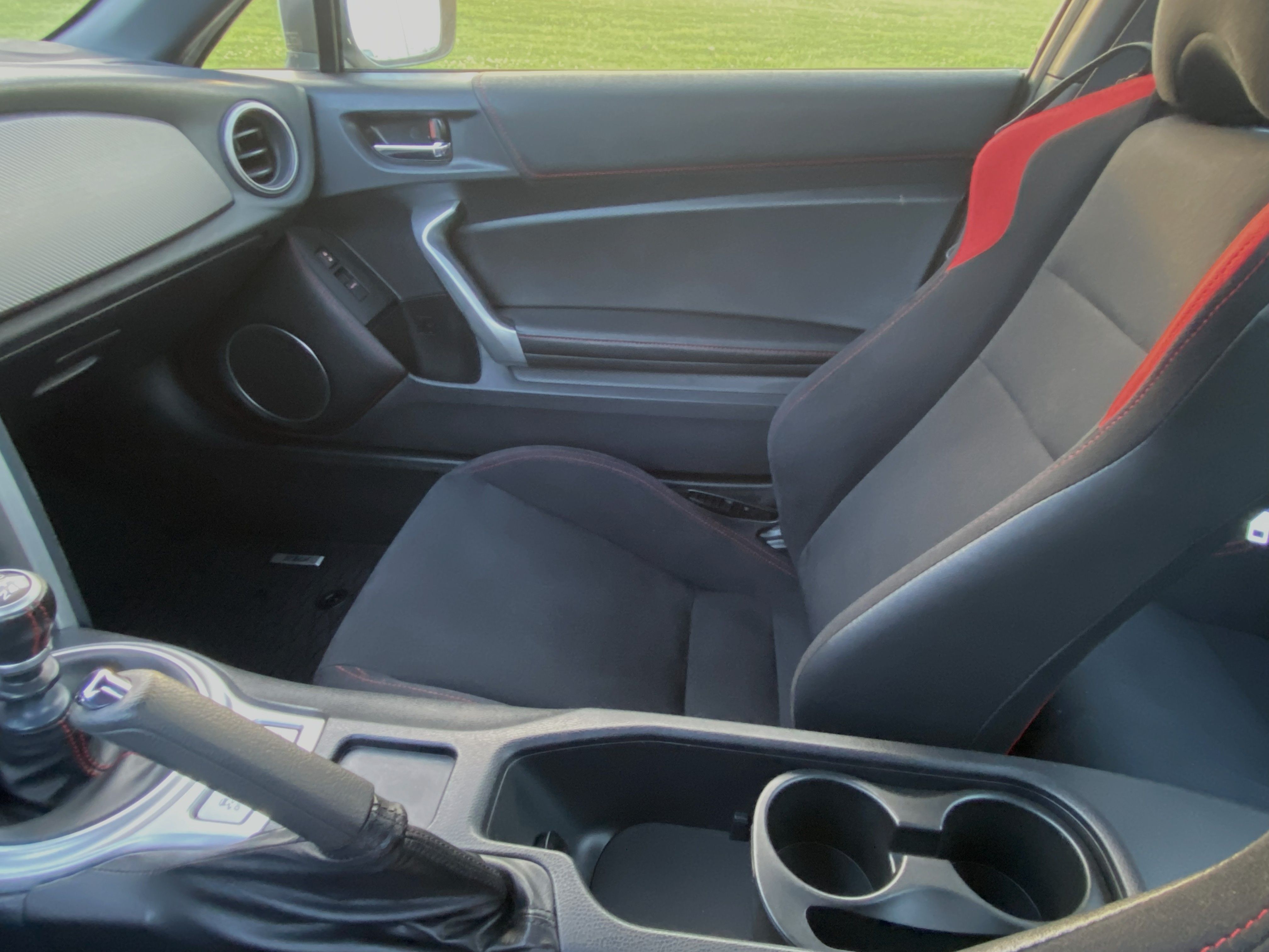 Used 2016 Scion FR-S RWD image 15