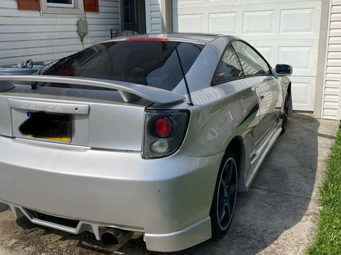 Used 2002 Toyota Celica GT image 6