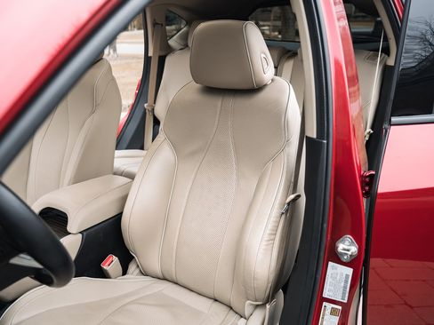 Used 2019 Acura RDX AWD w/ Advance Package image 11