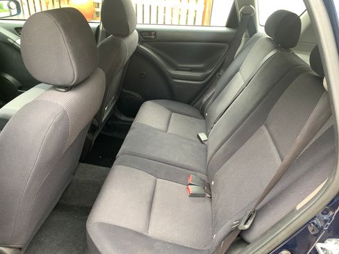 Used 2006 Pontiac Vibe w/ Security Package FWD image 14