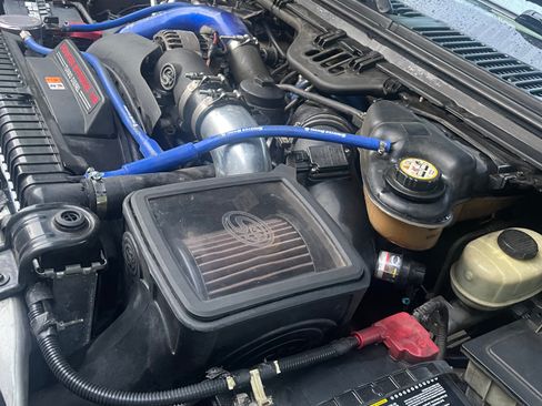 Used 2004 Ford Excursion Limited AWD/4WD image 13