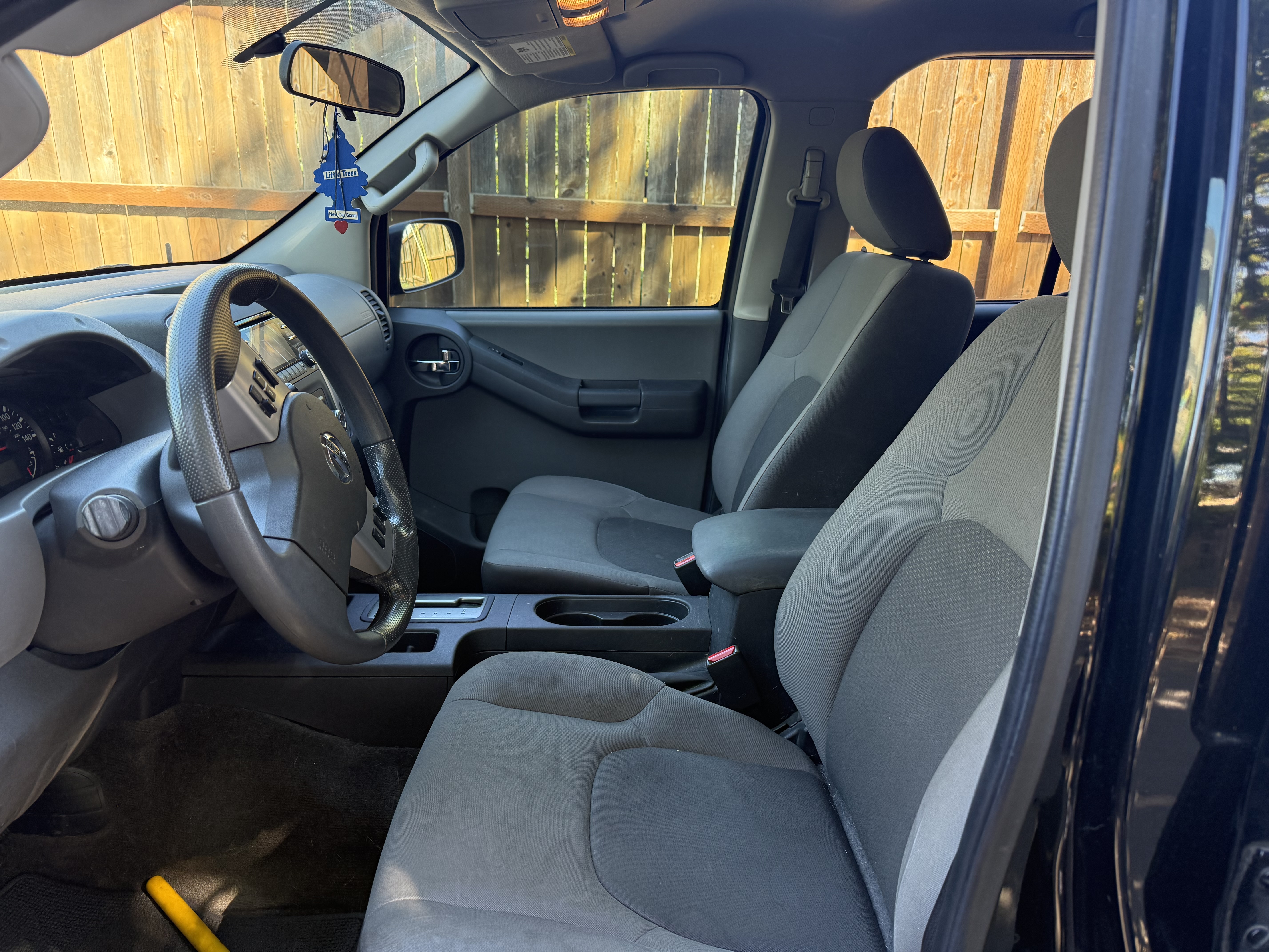 Used 2014 Nissan Xterra S AWD/4WD image 9