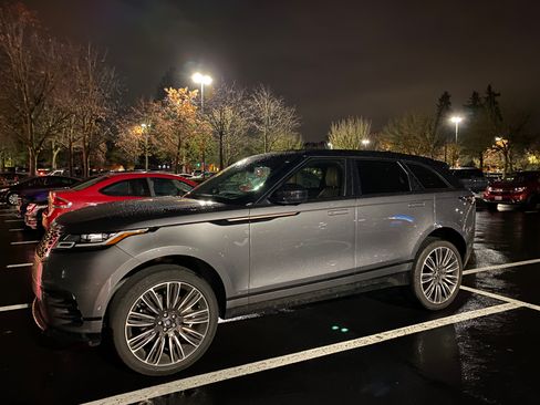 Used 2018 Land Rover Range Rover Velar image 19