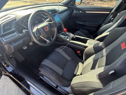 Used 2018 Honda Civic Si image 11