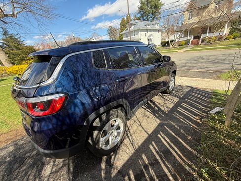 Used 2019 Jeep Compass Latitude w/ Popular Equipment Group image 5