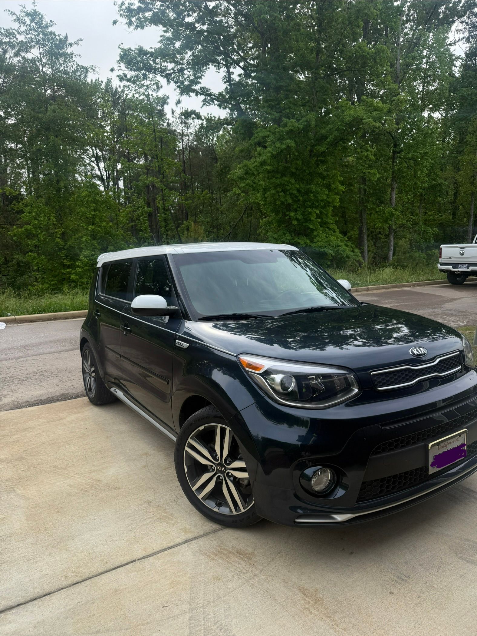Used 2018 Kia Soul + FWD image 6