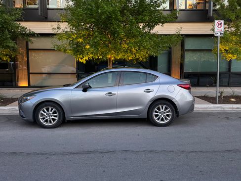 Used 2015 MAZDA MAZDA3 i Touring FWD image 7