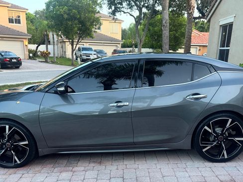 Used 2017 Nissan Maxima 3.5 SL FWD image 4
