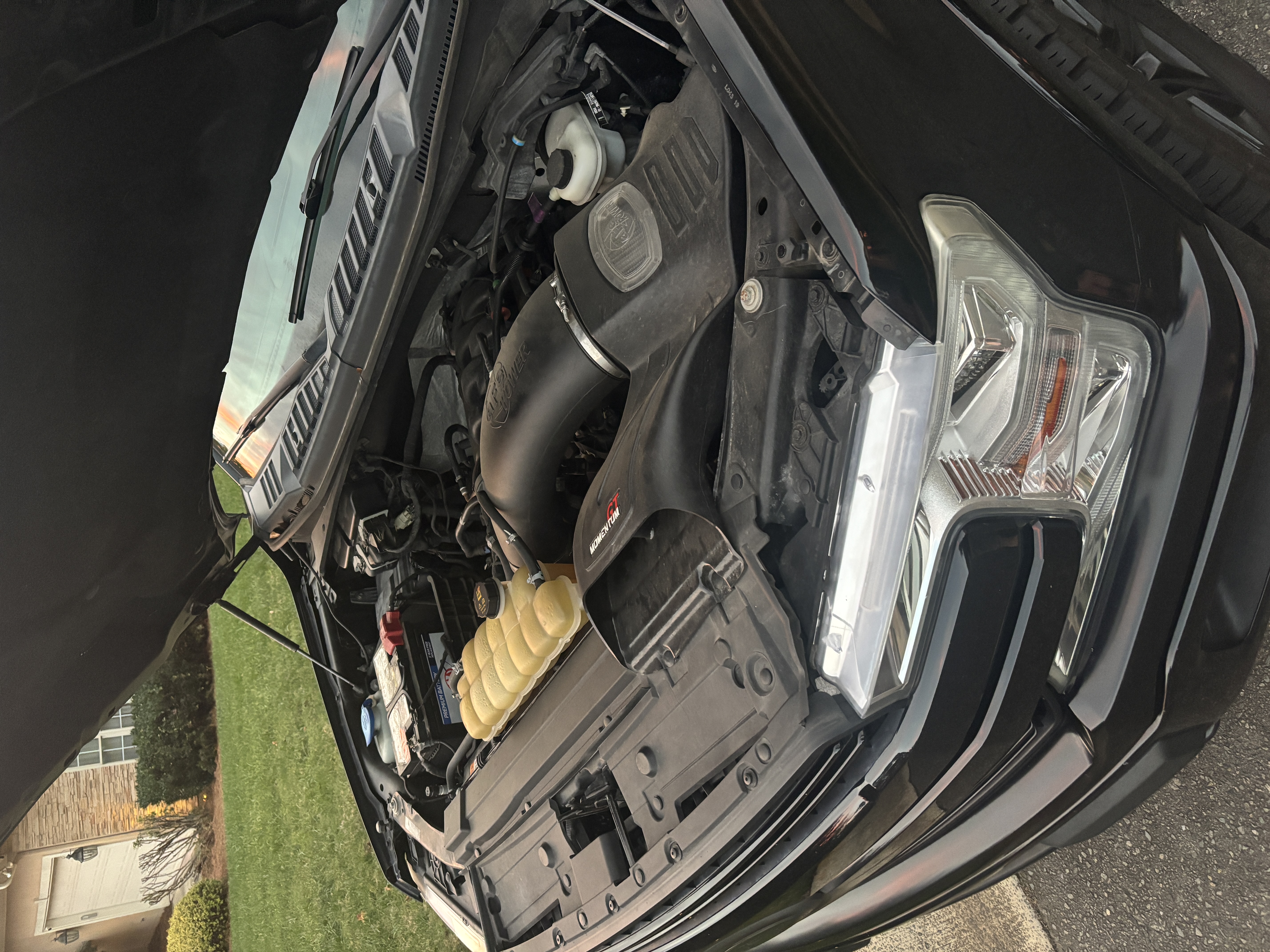 Used 2019 Ford F150 Lariat w/ Equipment Group 502A Luxury AWD/4WD image 13