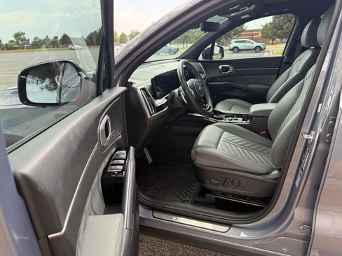 Used 2024 Kia Sorento SX Prestige w/ Sage Leather Package AWD/4WD image 13